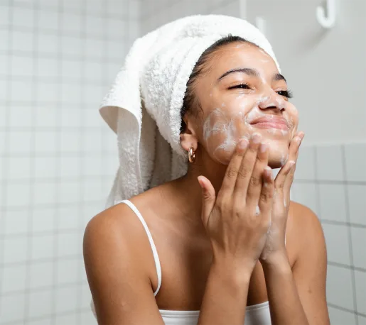 Skincare là gì? Hướng dẫn chu trình chăm sóc da cơ bản cho người mới bắt đầu
